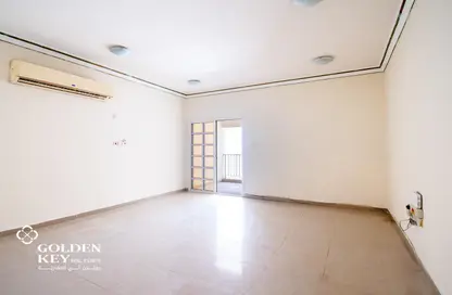 Apartment - 2 Bedrooms - 2 Bathrooms for rent in Ain Al Soudan Street - Mesaieed Road - Al Wakra