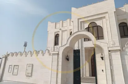 Villa - 7+ Bedrooms - 7+ Bathrooms for sale in Waterfront North Villas - Waterfront Residential - The Waterfront - Lusail