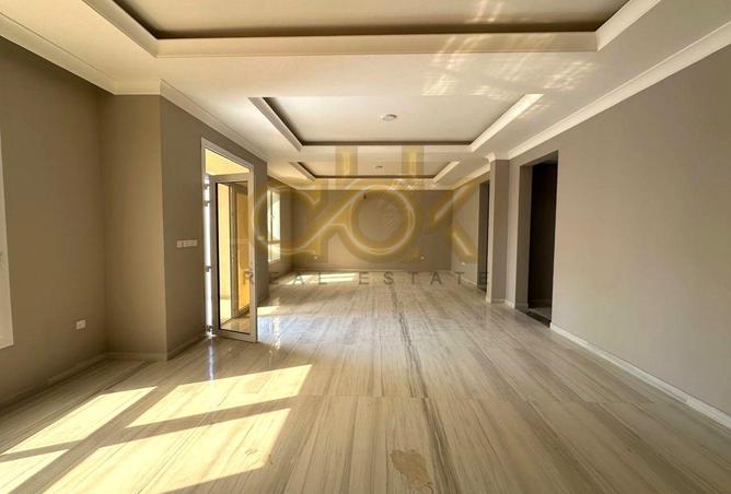 934673 - Property Image 2