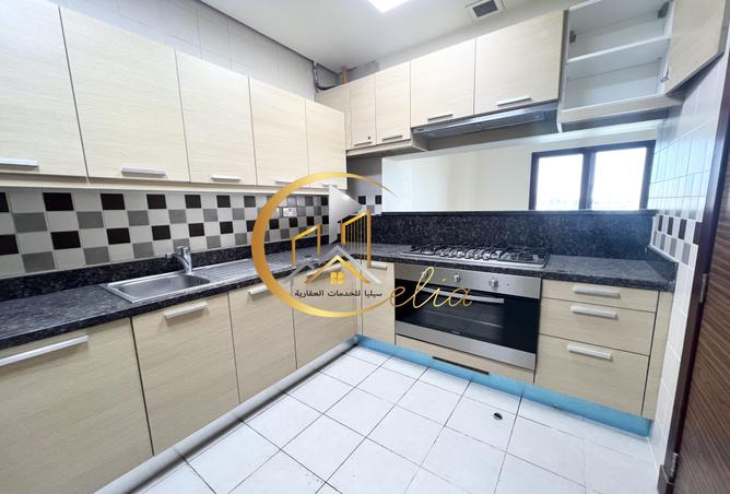 988889 - Property Image 3