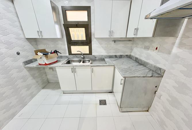 988065 - Property Image 3