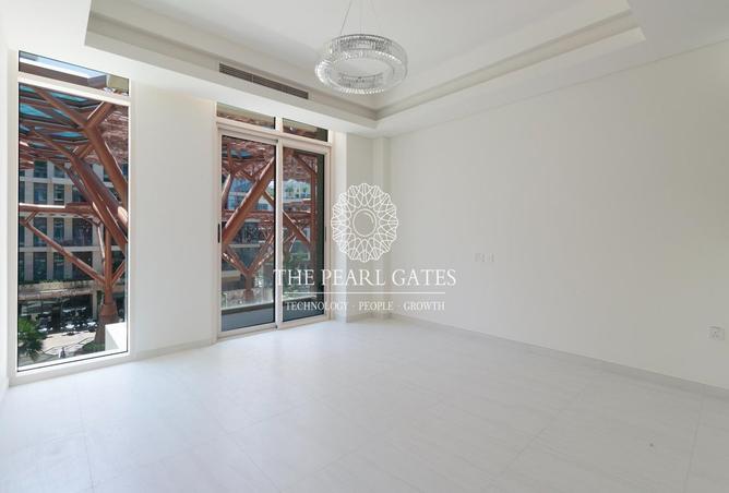 880378 - Property Image 2