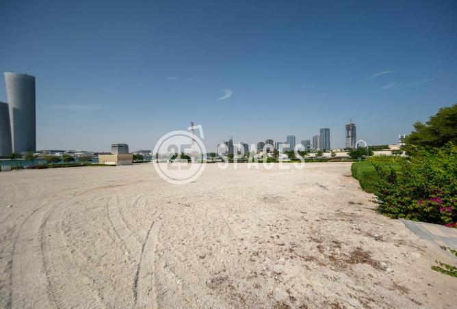 902851 - Property Main Image