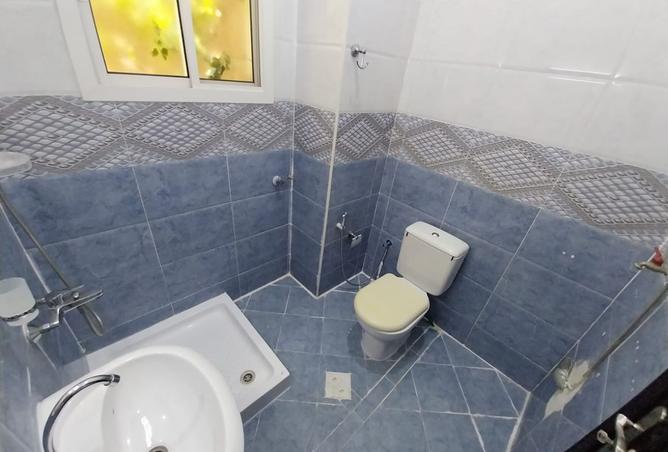 933052 - Property Image 2