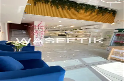 Shop - Studio - 1 Bathroom for sale in Al Markhiya Street - Al Markhiya - Doha