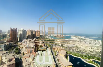 شقة - 2 غرف نوم - 3 حمامات للايجار في فيفا بحرية شرق - فيفا بحرية - جزيرة اللؤلؤة - الدوحة