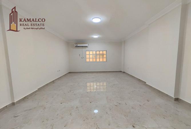929011 - Property Main Image