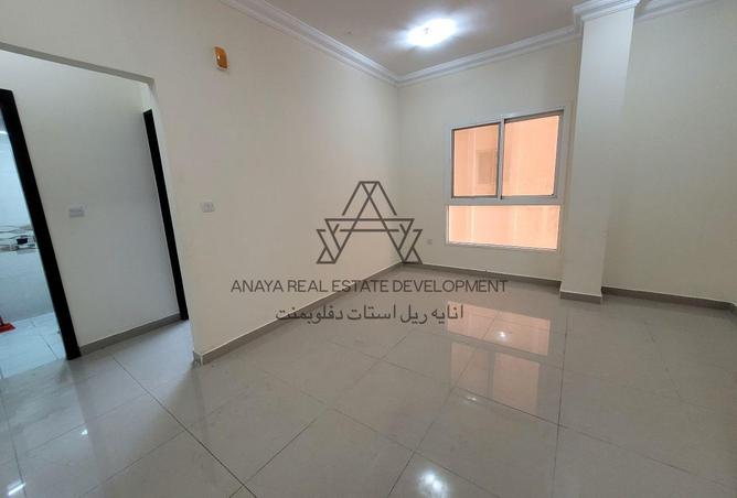 939344 - Property Image 3