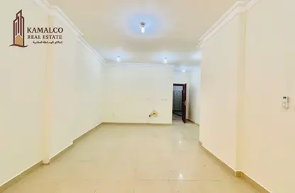 Apartment - 1 Bedroom - 2 Bathrooms for rent in Umm Ghuwalina - Umm Ghuwailina - Doha