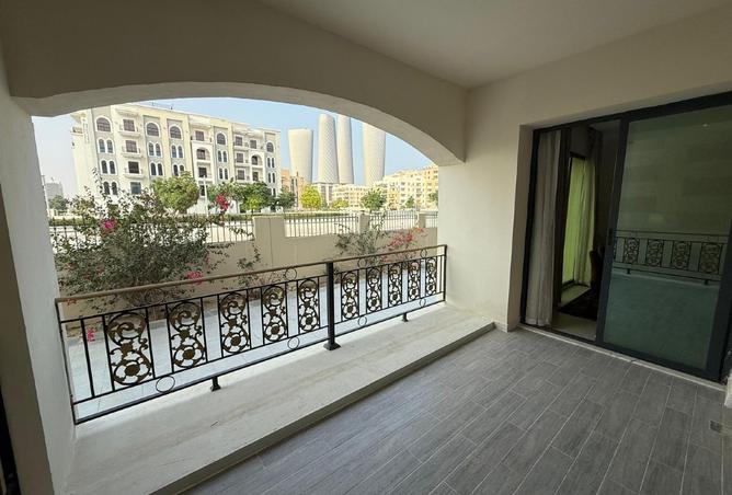 967362 - Property Image 2