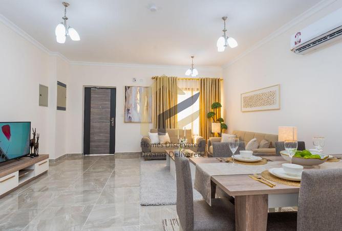 909114 - Property Image 2