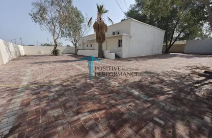 Villa - 3 Bedrooms - 3 Bathrooms for rent in Old Airport Road - Old Airport Road - Doha