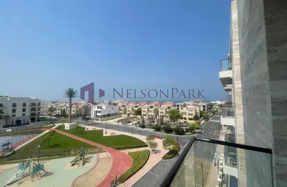 Apartment - 2 Bedrooms - 3 Bathrooms for rent in Giardino Apartments - The Pearl Island - Doha