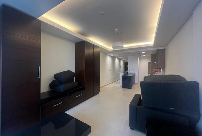 982506 - Property Image 3