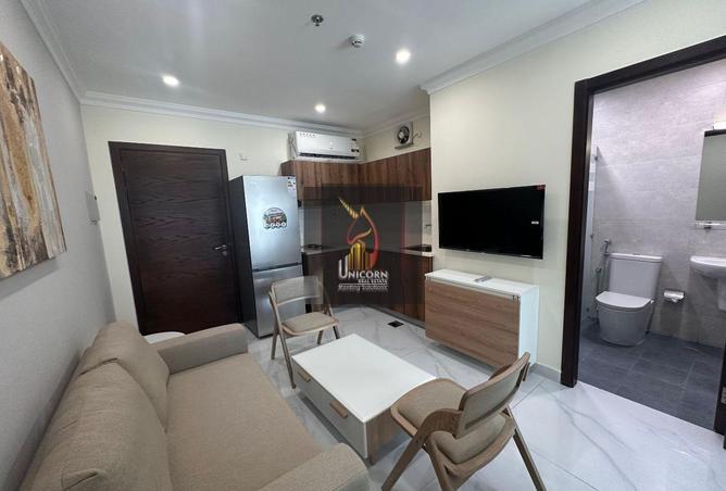 930348 - Property Image 2