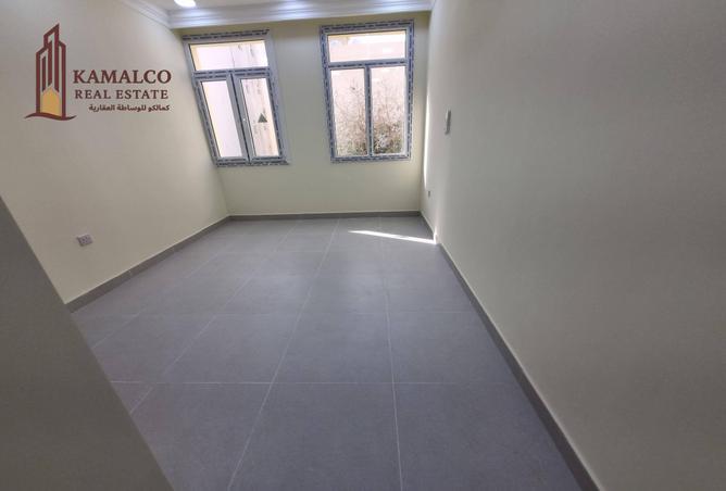 930447 - Property Image 2