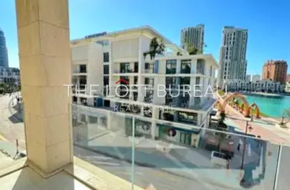 Apartment - 1 Bedroom - 2 Bathrooms for rent in Gewan Island - The Pearl Island - Doha