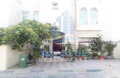 فيلا - 5 غرف نوم - 4 حمامات للايجار في شارع  بو هامو - أبو هامور - الدوحة