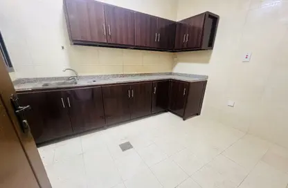Apartment - 2 Bedrooms - 2 Bathrooms for rent in Old Airport Road - Doha