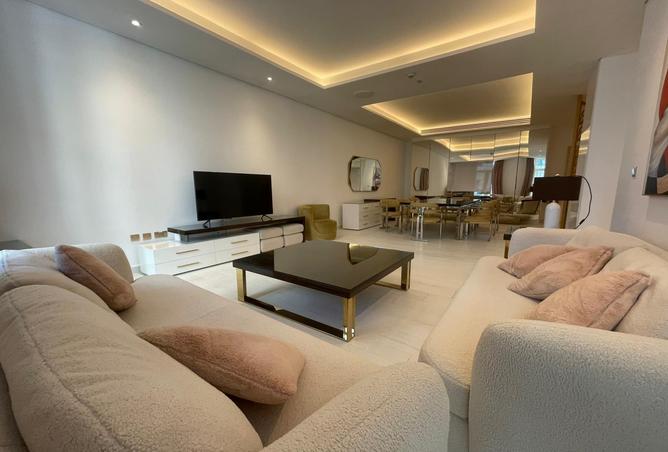 952910 - Property Image 3