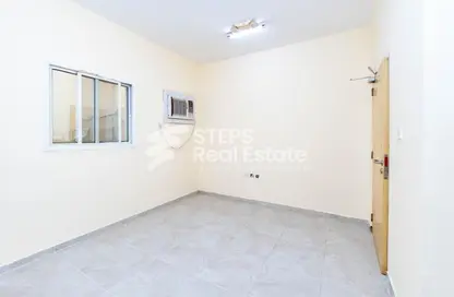 Labor Camp - Studio for rent in Industrial Area 5 - Industrial Area - Industrial Area - Doha