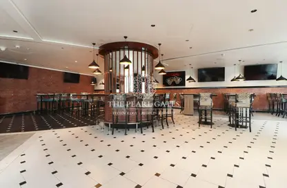 Shop - Studio - 2 Bathrooms for rent in Conference Centre Street - West Bay - Doha