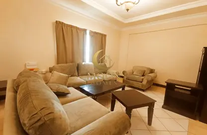 Apartment - 2 Bedrooms - 2 Bathrooms for rent in Al Mansoura - Al Mansoura - Doha