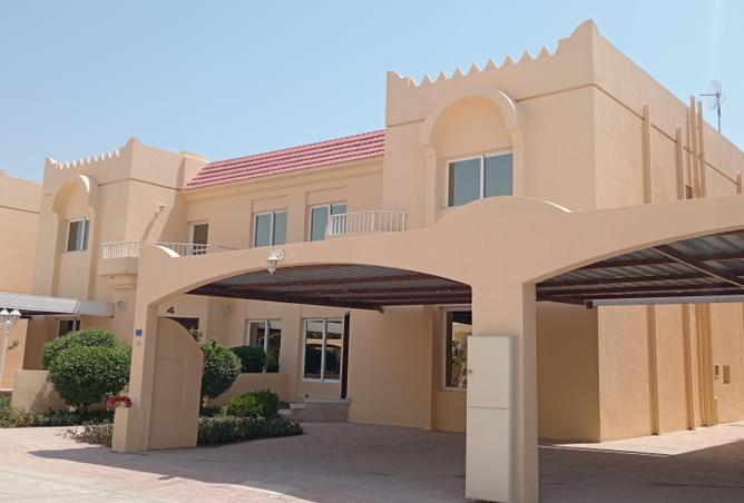 953261 - Property Image 2