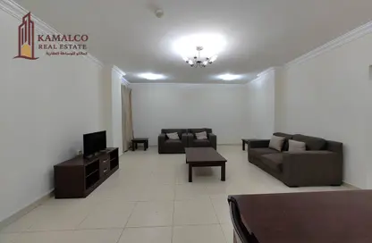 Apartment - 2 Bedrooms - 2 Bathrooms for rent in Al Mansoura - Al Mansoura - Doha