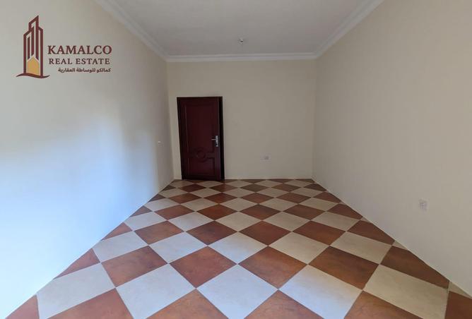 931342 - Property Image 2
