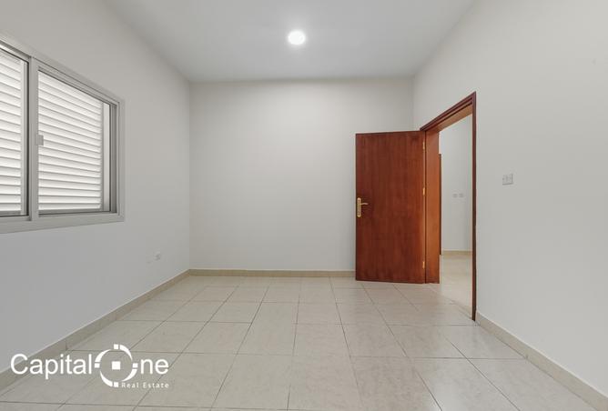 976491 - Property Main Image