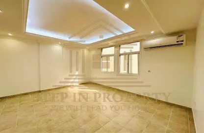 Apartment - 2 Bedrooms - 2 Bathrooms for rent in Al Sadd Road - Al Sadd - Doha