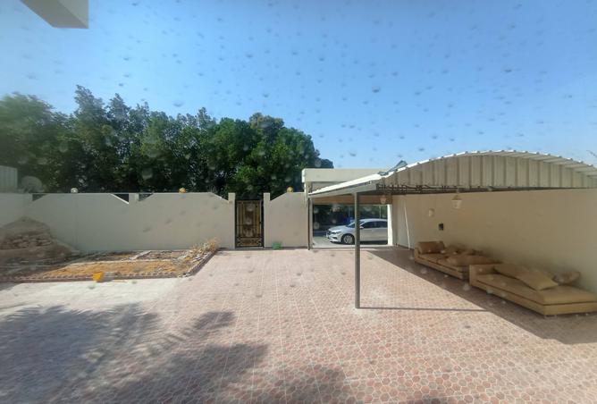 964832 - Property Main Image