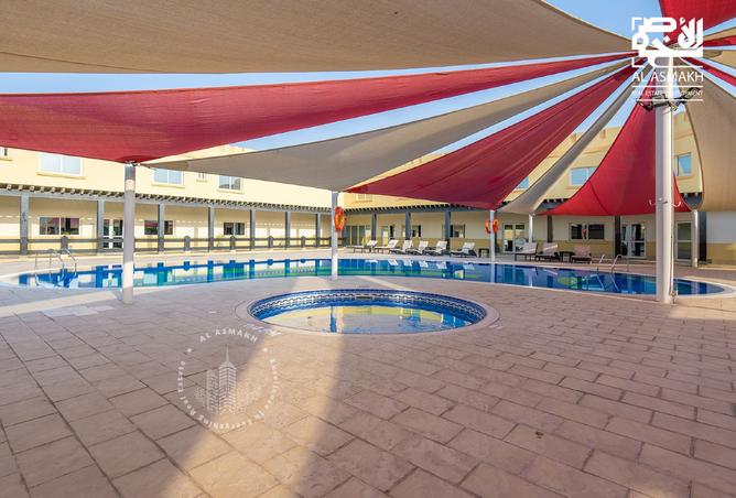 906765 - Property Image 3