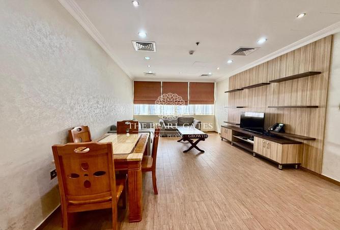 968467 - Property Image 2