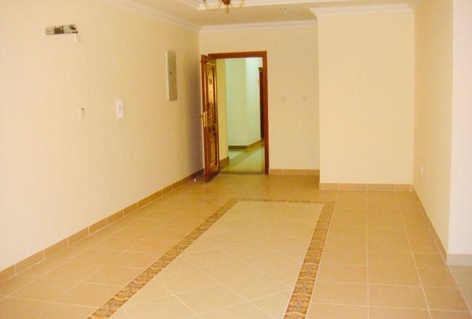 952222 - Property Image 3