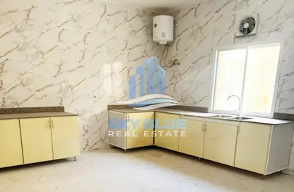 Villa - 6 Bedrooms - 5 Bathrooms for rent in Ain Khaled - Doha