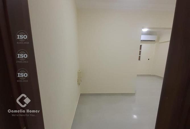 972907 - Property Image 3