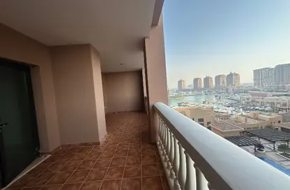 Apartment - 1 Bedroom - 2 Bathrooms for rent in West Porto Drive - Porto Arabia - The Pearl Island - Doha