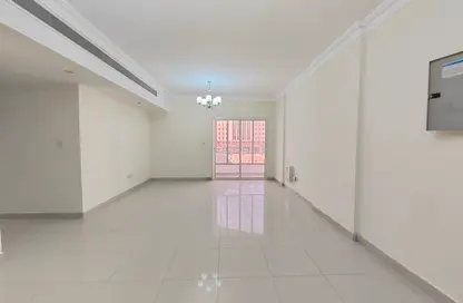 Apartment - 3 Bedrooms - 3 Bathrooms for rent in Al Mansoura - Al Mansoura - Doha