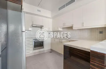 Apartment - 1 Bedroom - 2 Bathrooms for rent in Teatro - Qanat Quartier - The Pearl Island - Doha