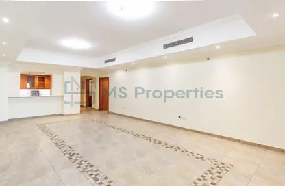 Apartment - 1 Bedroom - 2 Bathrooms for sale in West Porto Drive - Porto Arabia - The Pearl Island - Doha