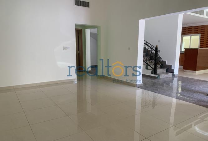 935089 - Property Image 2
