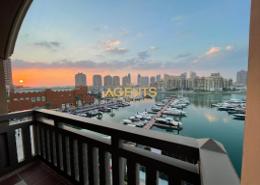 Townhouse - 2 bedrooms - 3 bathrooms for rent in Tower 25 - Porto Arabia - The Pearl - Doha