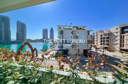 Apartment - 3 Bedrooms - 4 Bathrooms for sale in Gewan Island - The Pearl Island - Doha