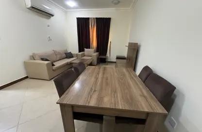 Apartment - 1 Bedroom - 1 Bathroom for rent in Umm Ghuwalina - Umm Ghuwailina - Doha
