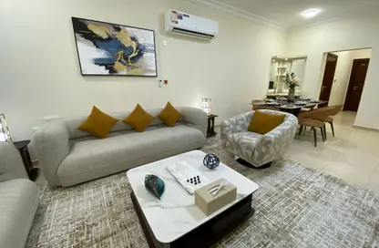 Apartment - 2 Bedrooms - 2 Bathrooms for rent in Madinat Khalifa - Doha