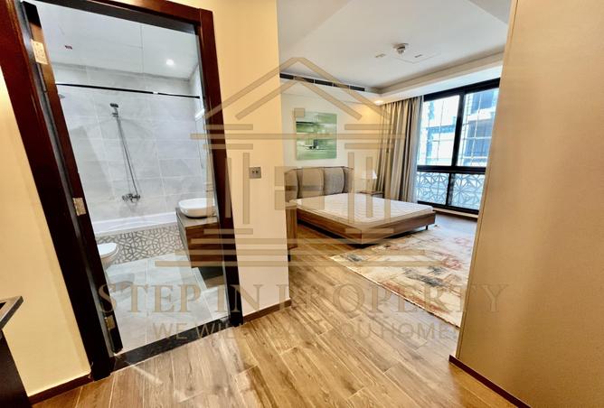 951700 - Property Image 2