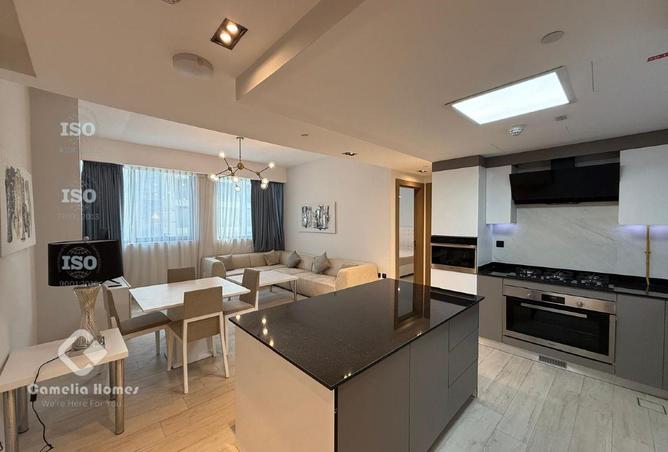 989785 - Property Image 2