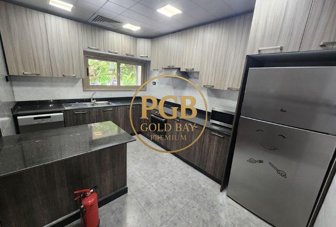 949585 - Property Image 2